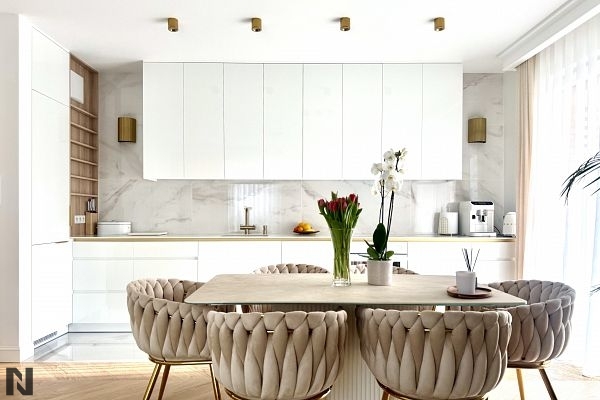 Ice White 1982 - Szafranova Studio