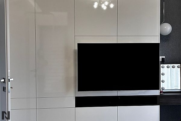 Arctic White 6000 - Prosta Linia